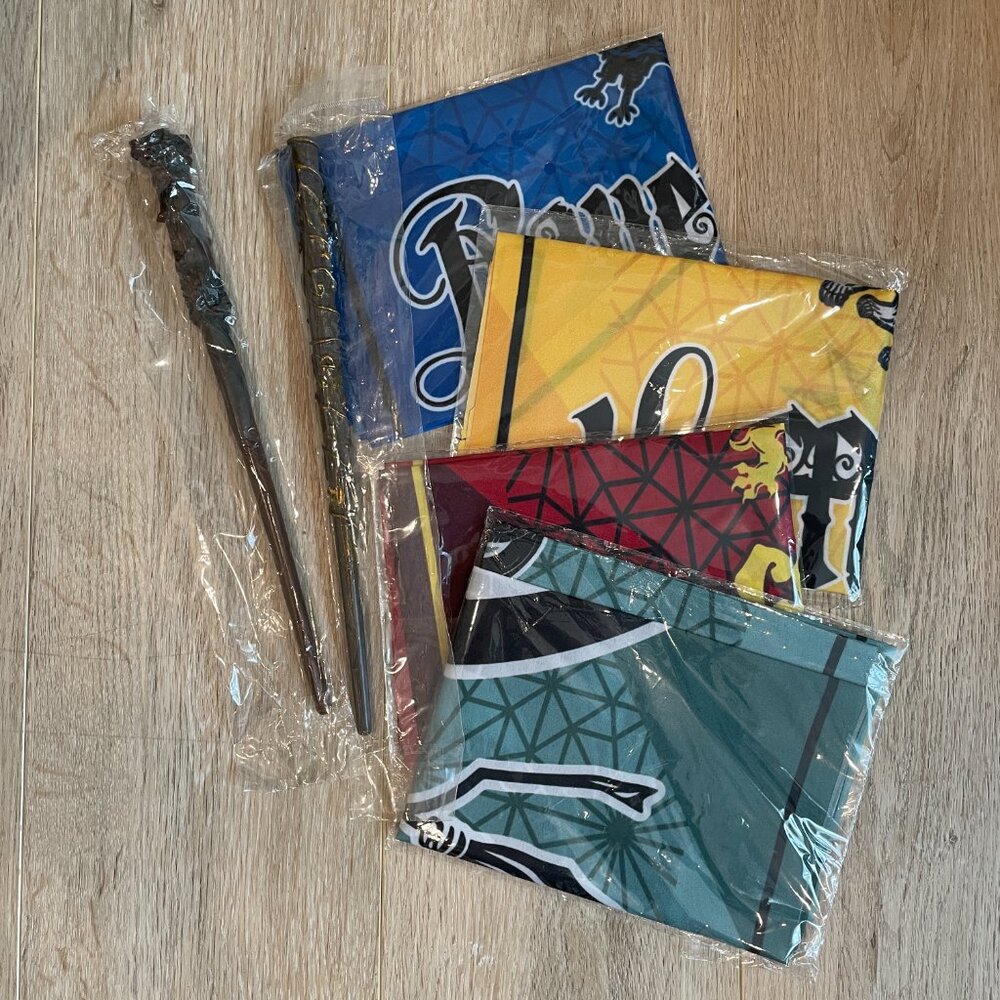 Large Hogwarts House Banners Flags and Harry + Hermione Wands - NEW - Picture 3 of 4